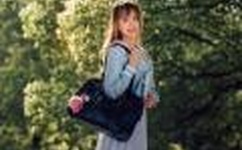 一卫校学生聚餐每人收400元